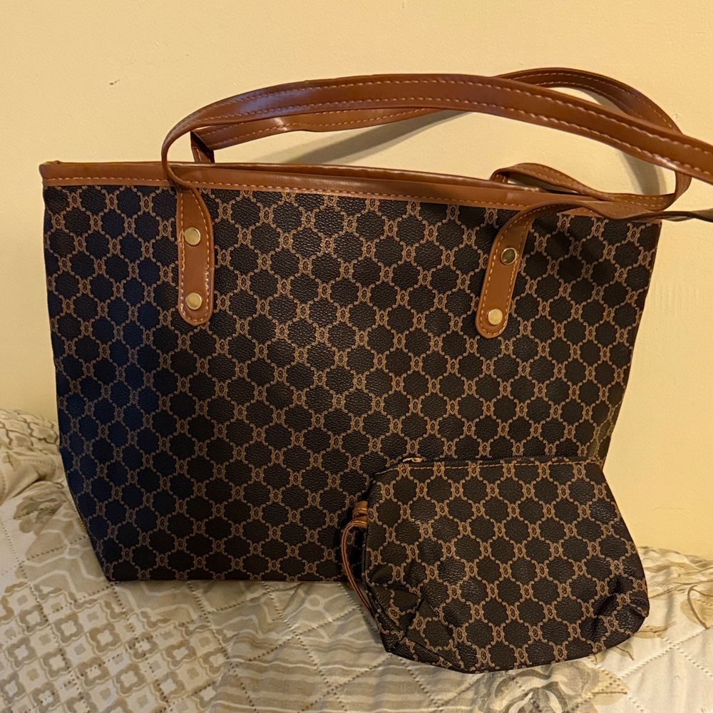 Brown Patterned Tote Bag with Matching Pouch